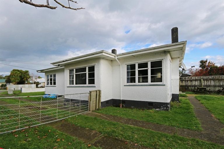 Photo of property in 120 Ihaia Road, Opunake, 4616