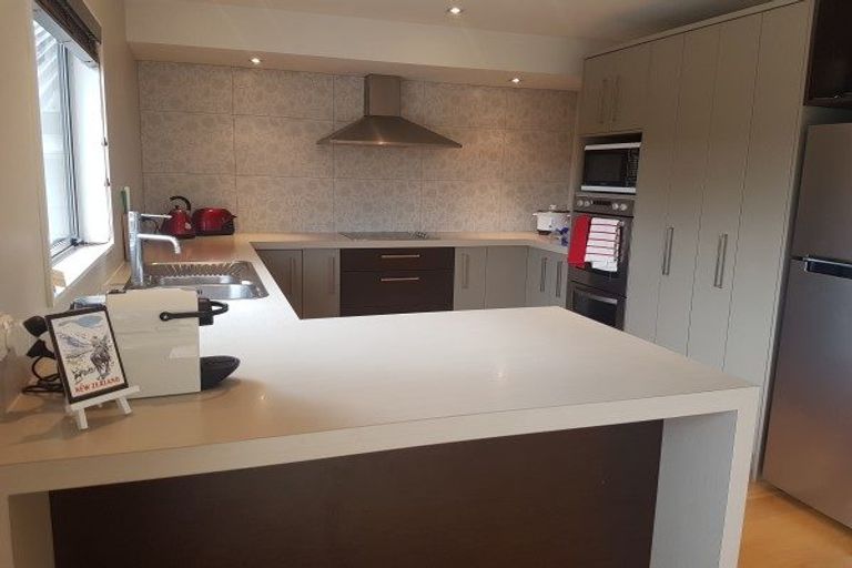 Photo of property in 13 Te Puia Drive, Aotea, Porirua, 5024