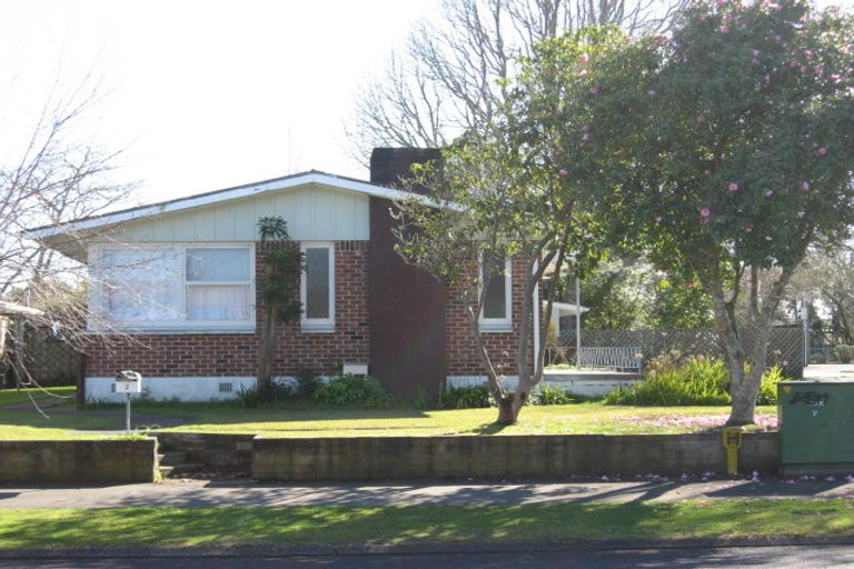 Photo of property in 2 Ashbury Avenue, Silverdale, Hamilton, 3216