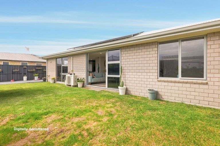 Photo of property in 11 Coutts Street, Papamoa Beach, Papamoa, 3118