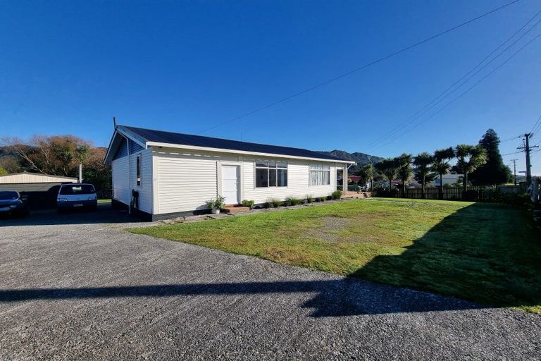Photo of property in 21 Ballance Street, Runanga, 7803