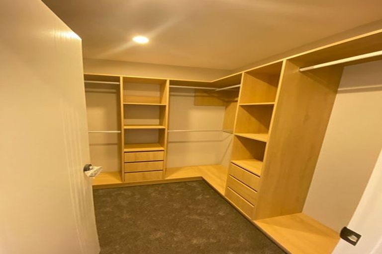 Photo of property in 9 Bendridge Street, Flat Bush, Auckland, 2019