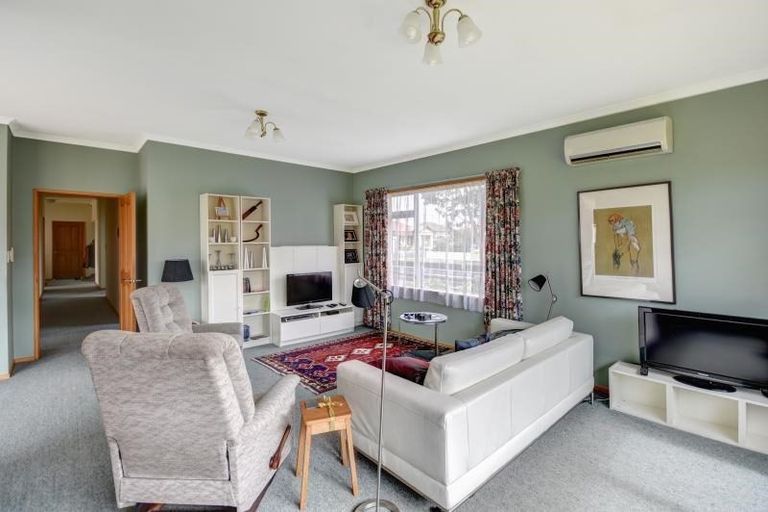 Photo of property in 17 Mills Street, Saint Kilda, Dunedin, 9012