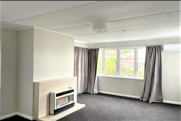 Photo of property in 8 Kipling Street, Johnsonville, Wellington, 6037