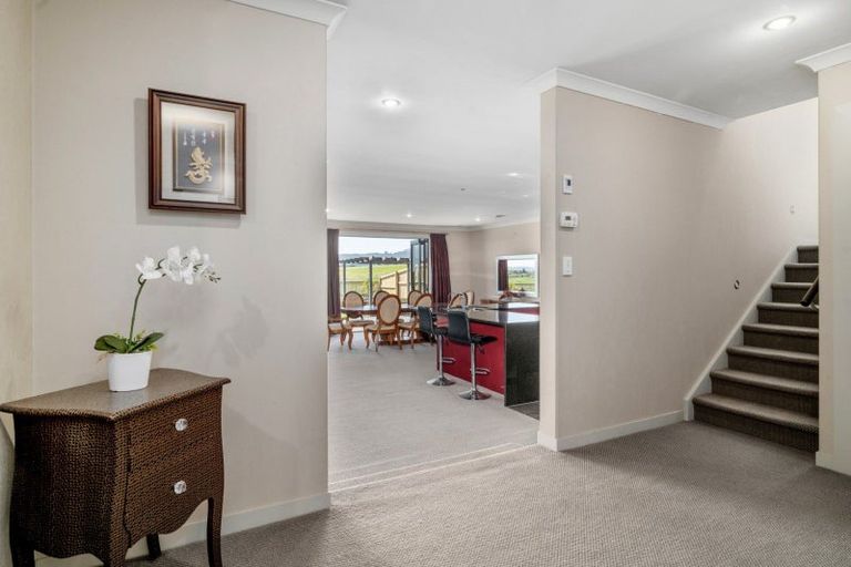 Photo of property in 27 Devoy Drive, Owhata, Rotorua, 3010