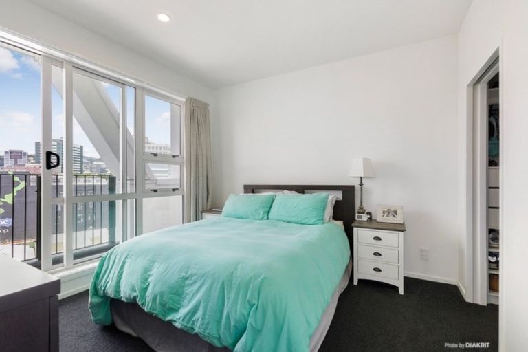Photo of property in Stadium Garden Flats, 415/107 Thorndon Quay, Pipitea, Wellington, 6011