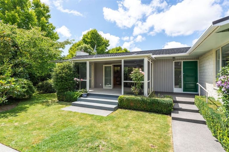 Photo of property in 31 Ansonby Street, Russley, Christchurch, 8042