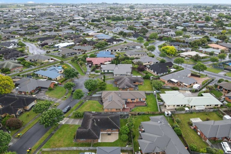 Photo of property in 8 Miers Glade, Rototuna North, Hamilton, 3210