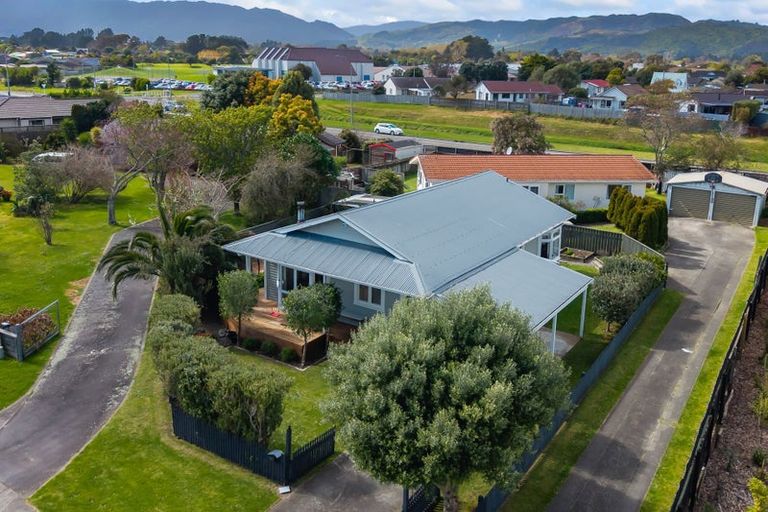 Photo of property in 50 Hollis Road, Paraparaumu Beach, Paraparaumu, 5032