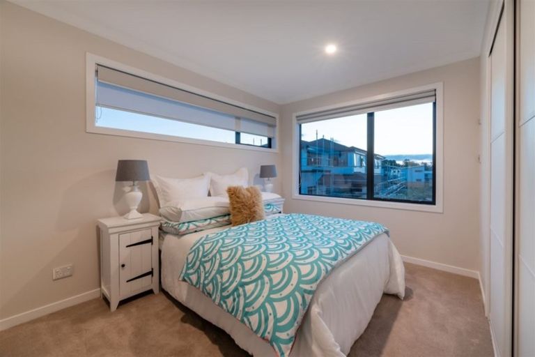 Photo of property in 8 Kano Way, Hobsonville, Auckland, 0616