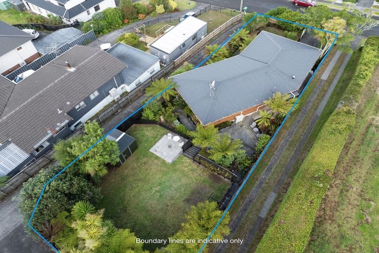 Photo of property in 41 Anzac Road, Pukekohe, 2120