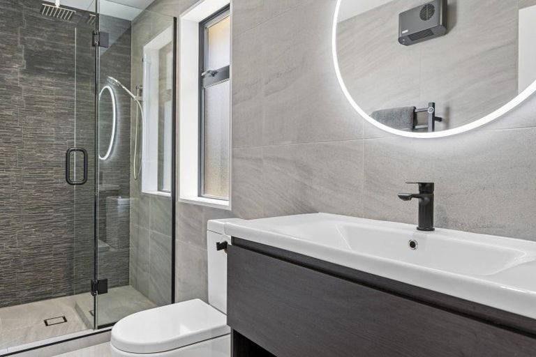 Photo of property in 12 Goldie Drive, Rangiora, 7400