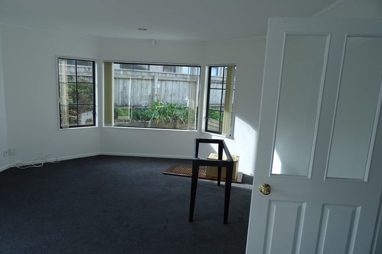 Photo of property in 1 Norwood Place, Johnsonville, Wellington, 6037