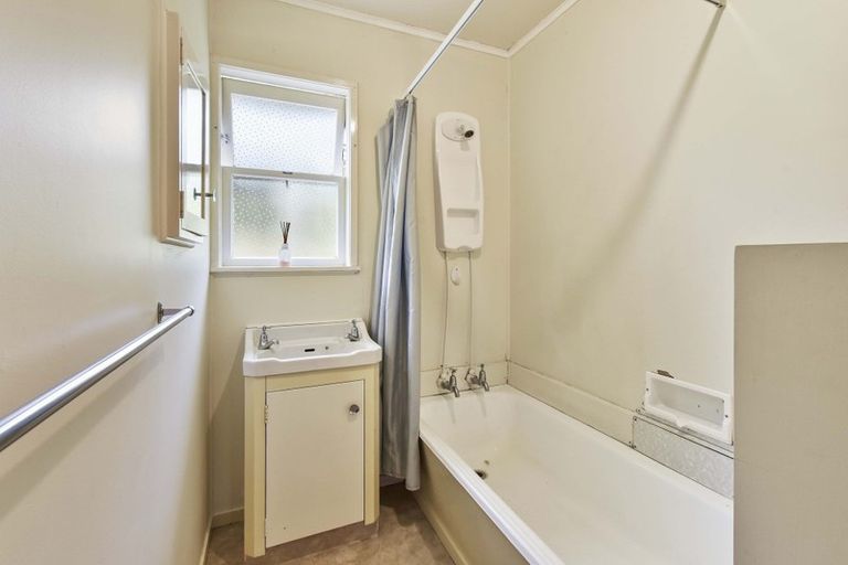 Photo of property in 1/22 Wellington Street, Papakura, 2110