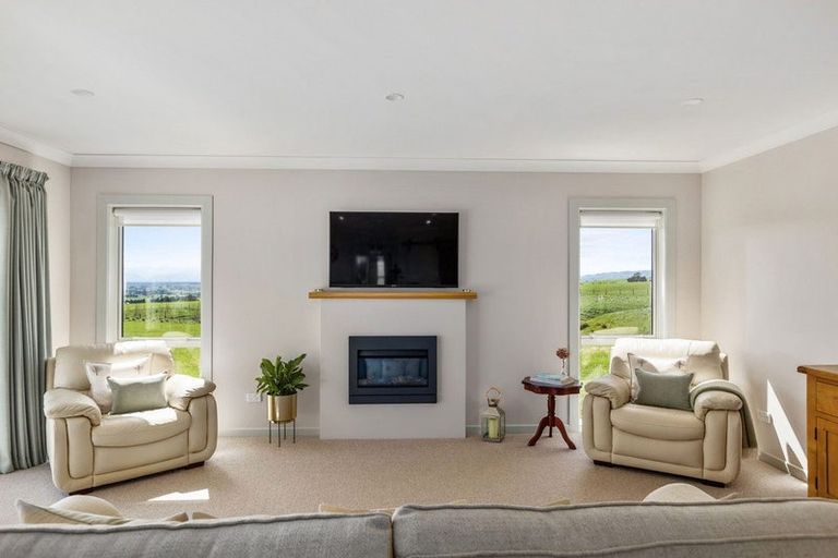 Photo of property in 69 Southdown Drive, Martinborough, 5781