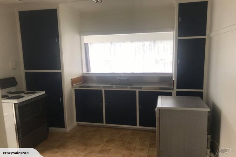 Photo of property in 1/18 Matipo Road, Mairangi Bay, Auckland, 0630