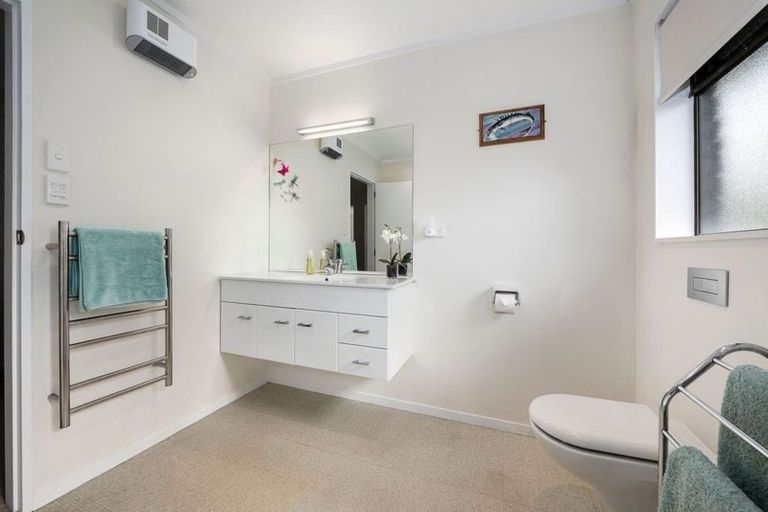 Photo of property in 7 Palmer Crescent, Silverstream, Upper Hutt, 5019