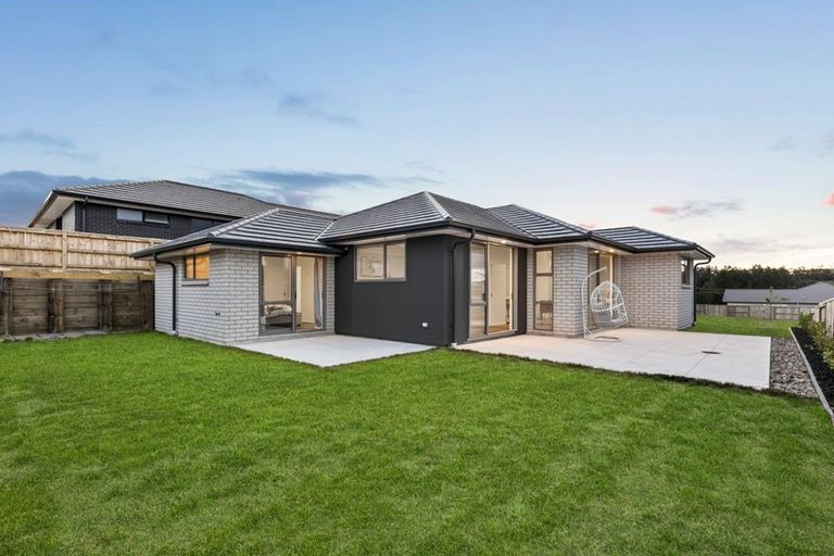 Photo of property in 4 Huria Vista, Pyes Pa, Tauranga, 3112