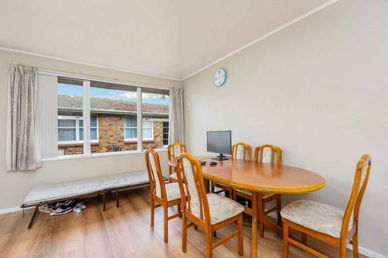 Photo of property in 3/135 Titirangi Road, New Lynn, Auckland, 0600