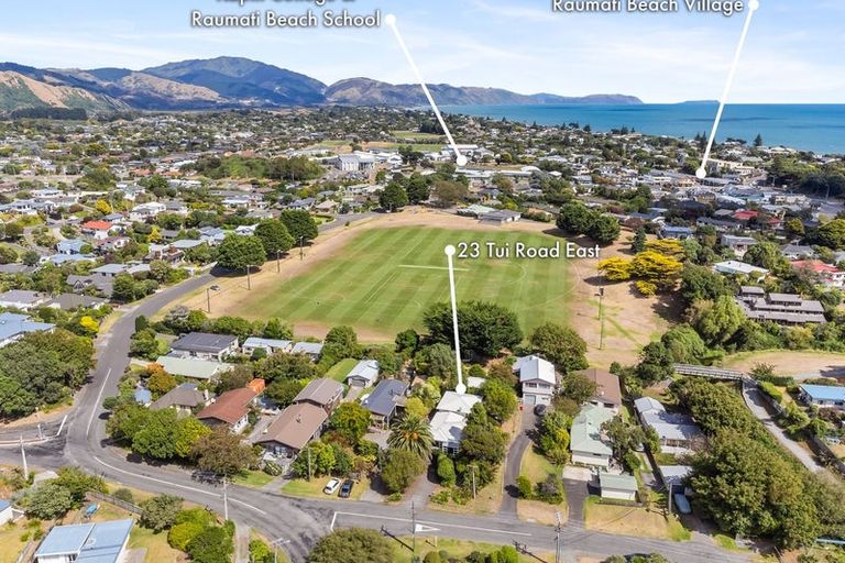 Photo of property in 23 Tui Road, Raumati Beach, Paraparaumu, 5032