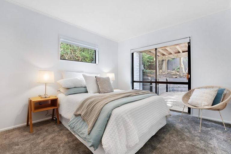 Photo of property in 1/461 Beach Road, Murrays Bay, Auckland, 0630