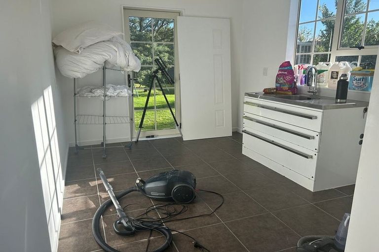 Photo of property in 6 Grace Street North, Sanson, 4817