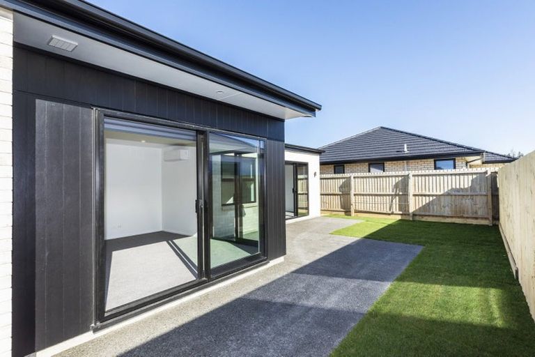 Photo of property in 5 Rita Angus Road, Belfast, Christchurch, 8051