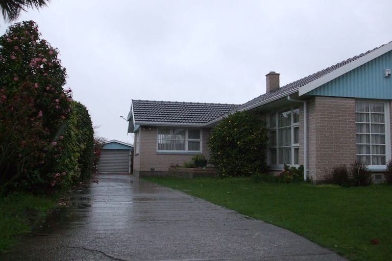 Photo of property in 38 Carruthers Street, Ilam, Christchurch, 8041