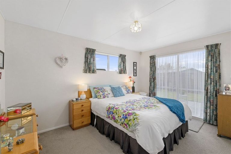 Photo of property in 3 Rimu Street, Levin, 5510