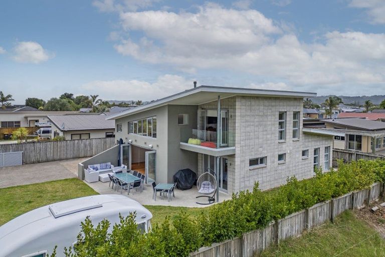 Photo of property in 14 Clipper Place, Whitianga, 3510