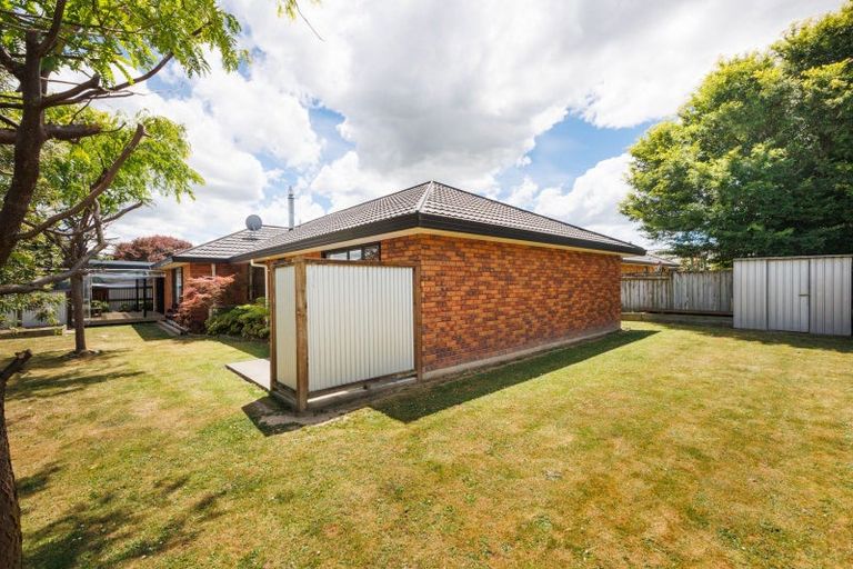 Photo of property in 10 Boston Parade, Kelvin Grove, Palmerston North, 4414