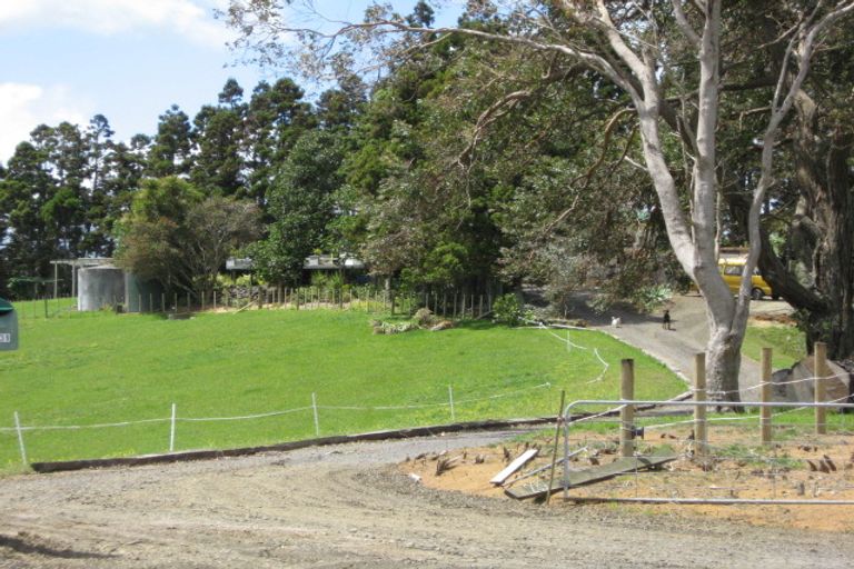 Photo of property in 239 Annandale Road, Kumeu, Henderson, 0782