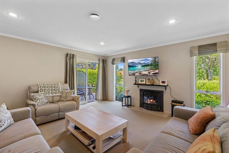 Photo of property in 45 Bridgewater Way, Pyes Pa, Tauranga, 3112