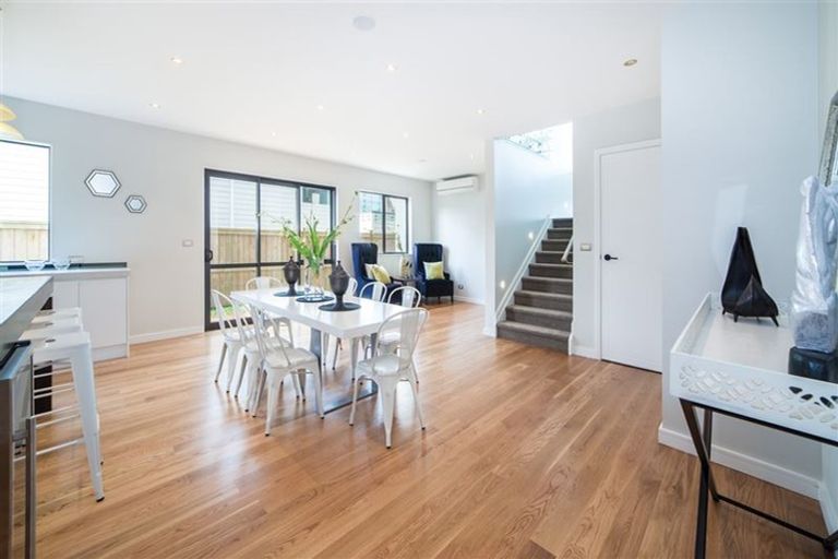 Photo of property in 36 Bounty Road, Long Bay, Auckland, 0630