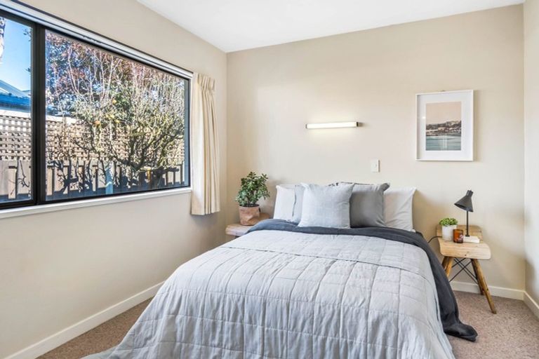 Photo of property in 2/30 Celia Street, Redcliffs, Christchurch, 8081