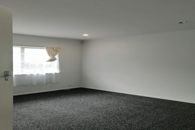 Photo of property in 2/46 Airfield Road, Takanini, 2112