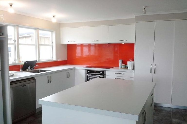 Photo of property in 59 Brois Street, Frankleigh Park, New Plymouth, 4310