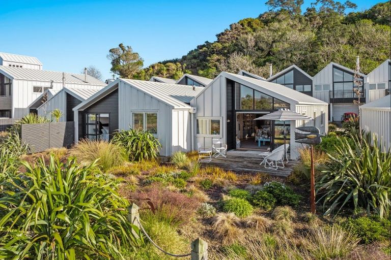 Photo of property in 34 Boathouse Bay Lane, Snells Beach, 0920