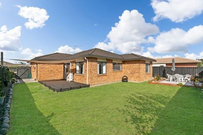 Photo of property in 7 Ettrick Lane, Papakura, 2110