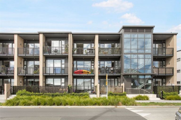 Photo of property in 205/38d Fraser Avenue, Northcote, Auckland, 0627