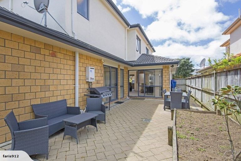 Photo of property in 109 Wayne Francis Drive, Flat Bush, Auckland, 2016