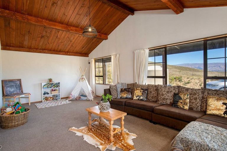 Photo of property in 50 Mountain View Road, Springvale, Alexandra, 9393