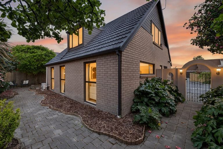 Photo of property in 3a Amstel Lane, Richmond, Christchurch, 8013