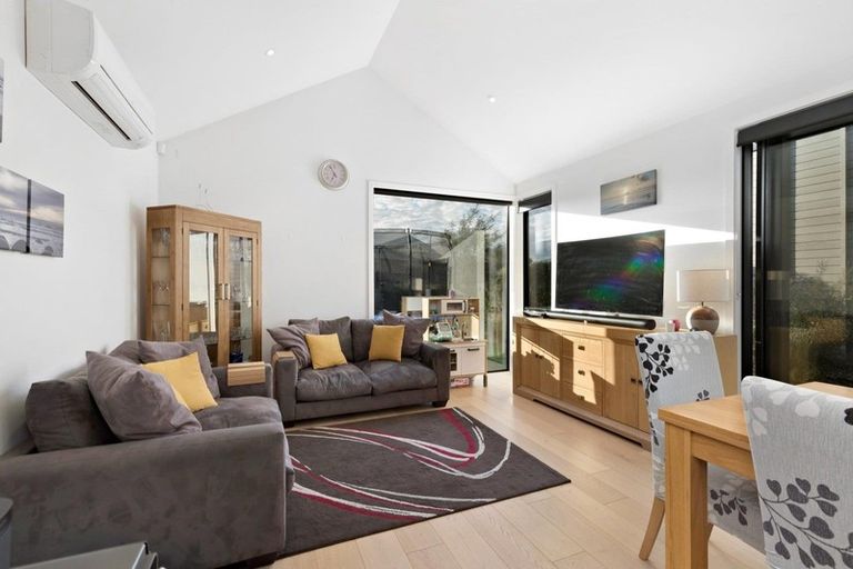 Photo of property in 2 Kotuku Lane, Hobsonville, Auckland, 0616