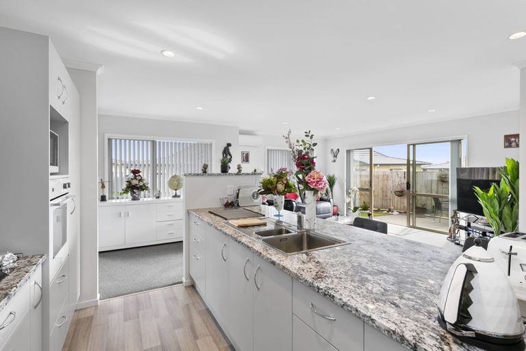 Photo of property in Trackside Villas, 27/91 Mako Mako Road, Levin, 5510