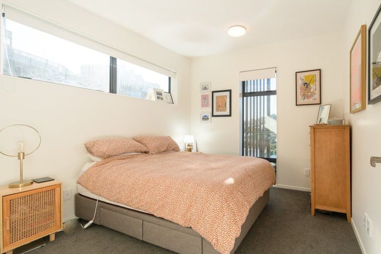Photo of property in 6/63 Tiketike Way, Brooklyn, Wellington, 6021