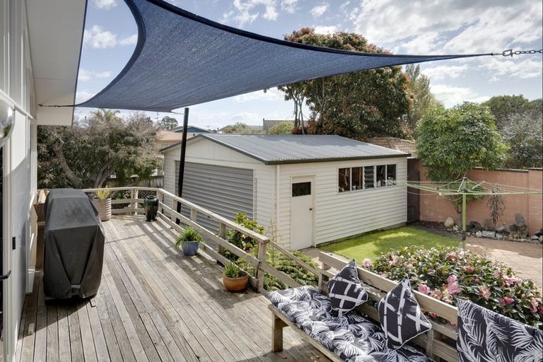 Photo of property in 16 Leicester Street, Stoke, Nelson, 7011