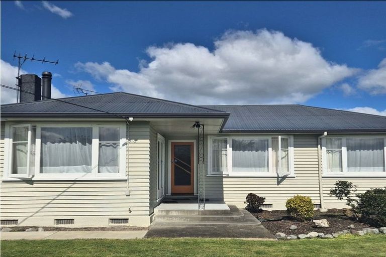 Photo of property in 4 Jellicoe Place, Solway, Masterton, 5810