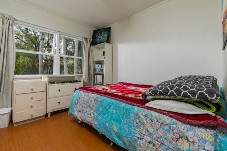 Photo of property in 5 Burndale Terrace, Manurewa, Auckland, 2102