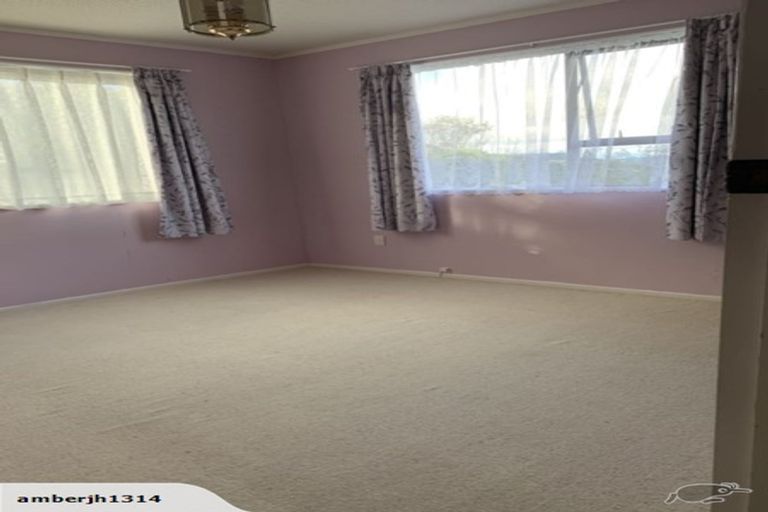 Photo of property in 16 Matuhi Street, Tirohanga, Lower Hutt, 5010